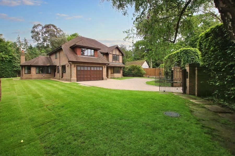 Property photo 1 of 25