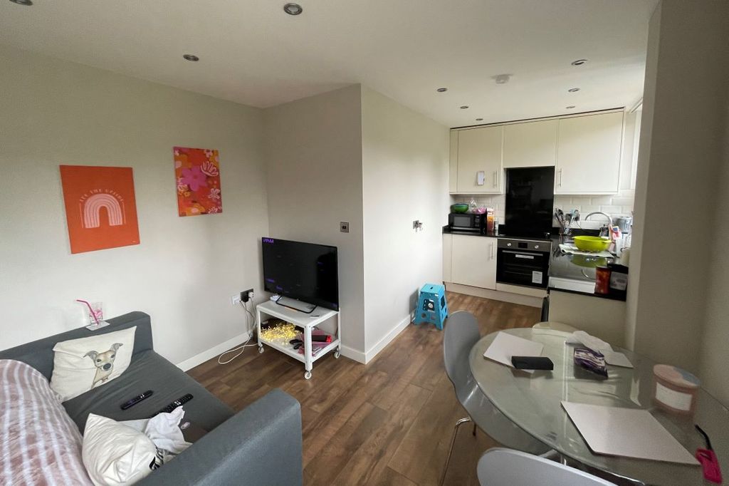 Property photo 2 of 7