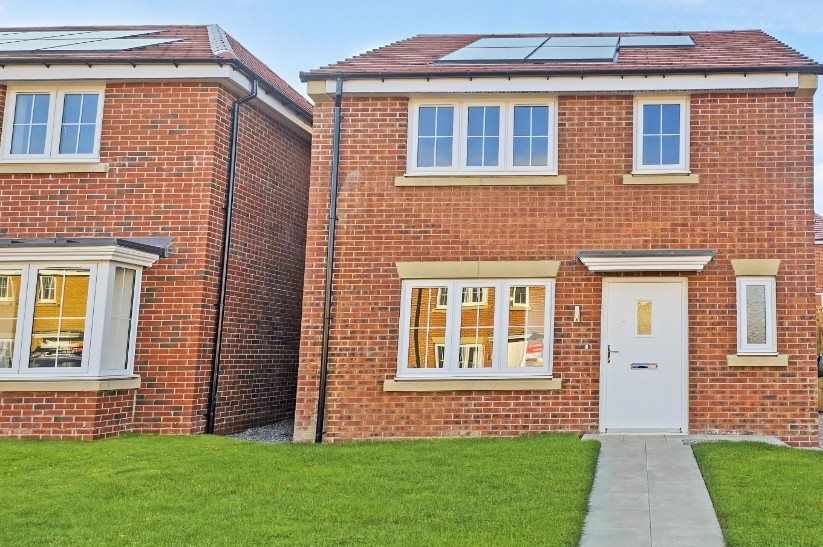 Property photo 3 of 14 Whitton Detached Style Example