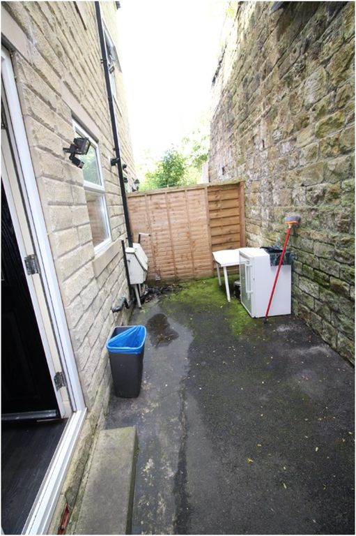 Property photo 2 of 14 Rear Graden