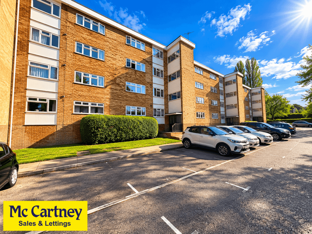 Property photo 1 of 9 Haig Court, Chelmsford, Essex, CM2 0Bh