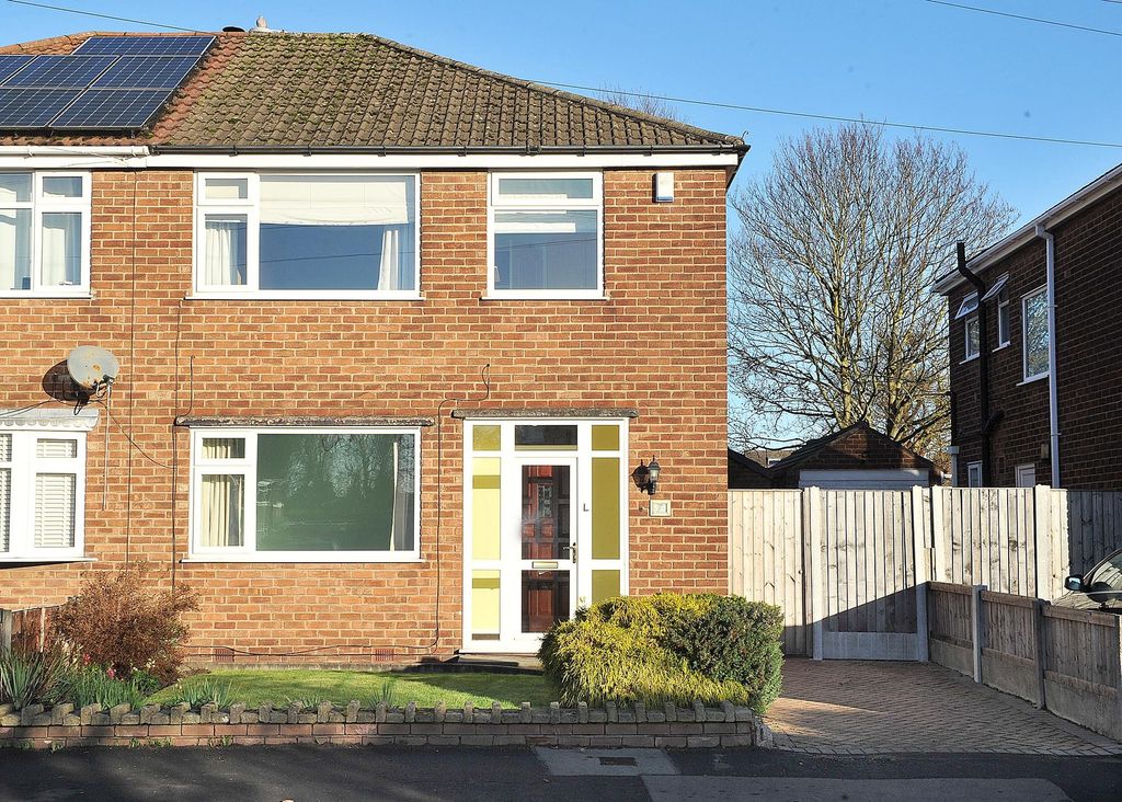 Property photo 1 of 28