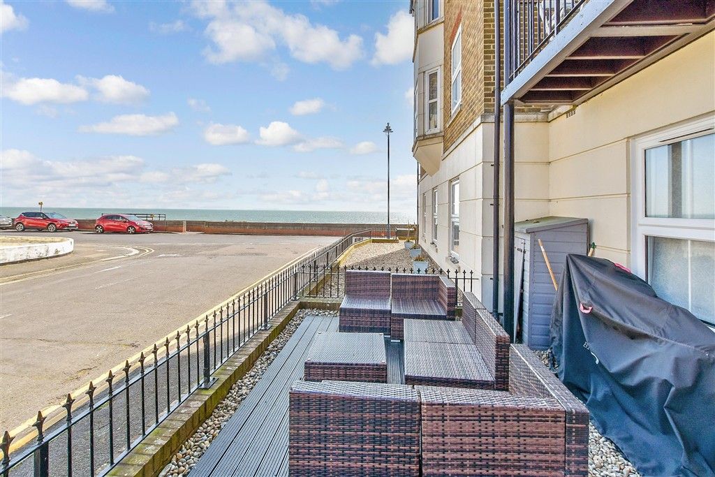 Property photo 2 of 12 Patio / Decking