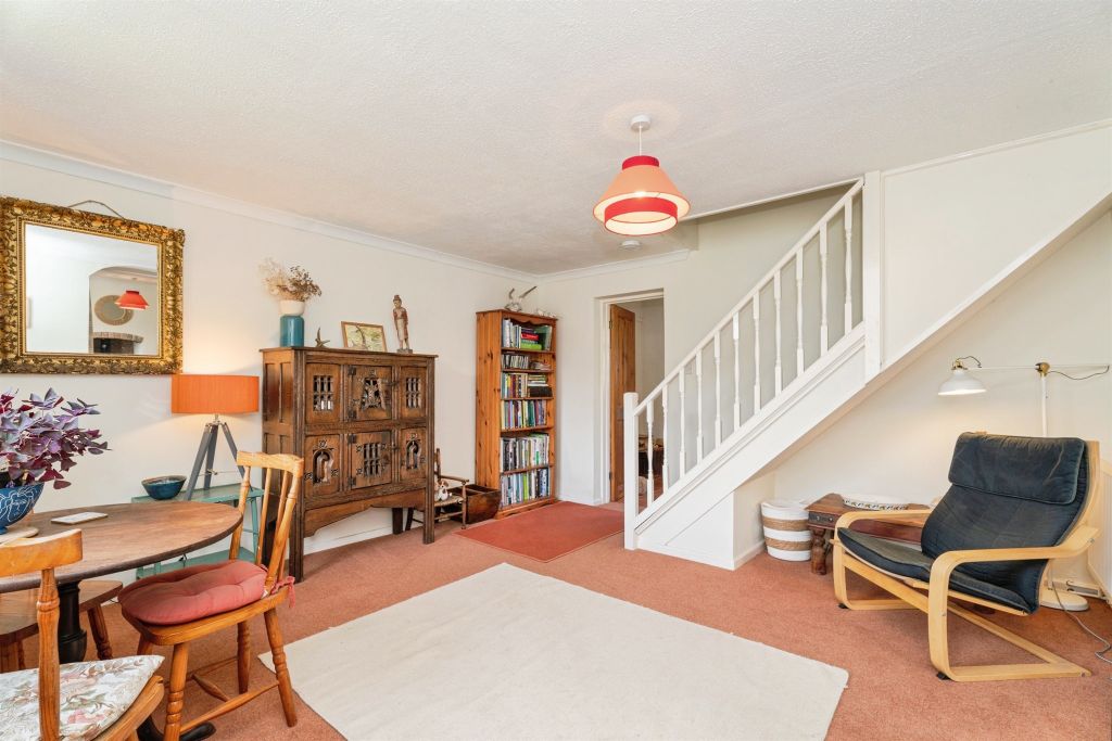 Property photo 3 of 24