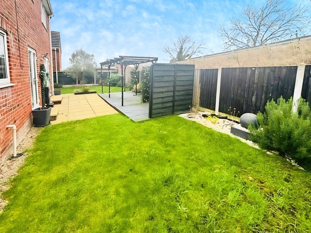 Property photo 3 of 23 Garden