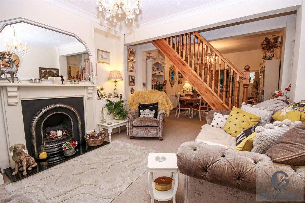 Property photo 2 of 12 9-Img_8978.Jpg