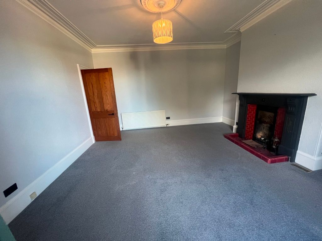 Property photo 3 of 13 Photo 3
