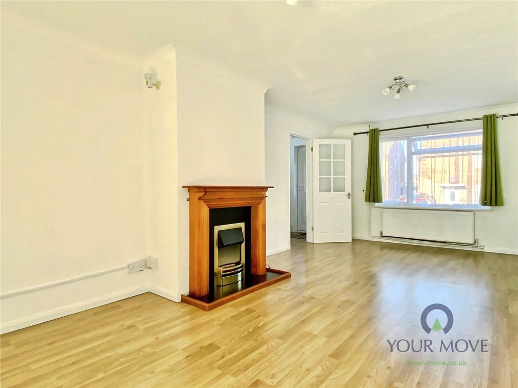 Property photo 3 of 14 Lounge/Diner