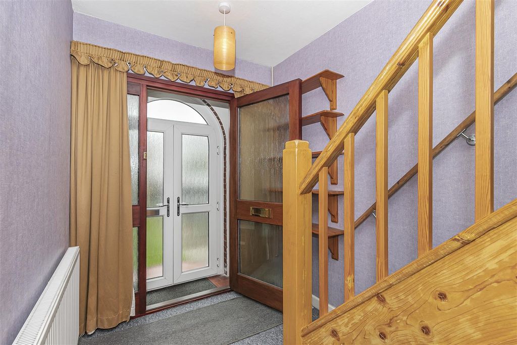 Property photo 2 of 18 Img_8635.Jpg