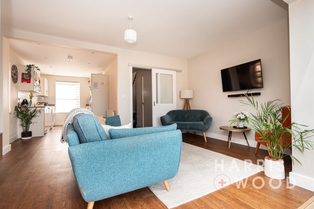 Property photo 3 of 29 4351123
