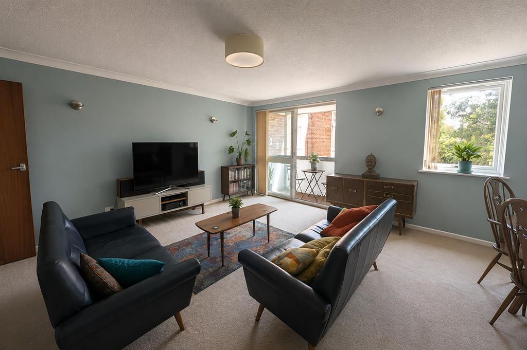 Property photo 3 of 10 Lrd1.Png