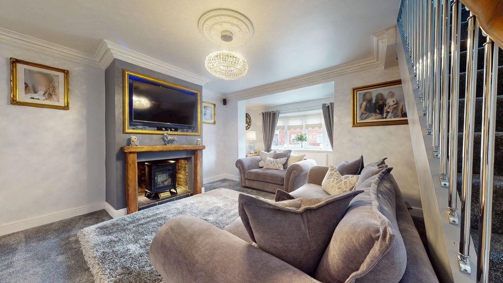 Property photo 1 of 43 5241941