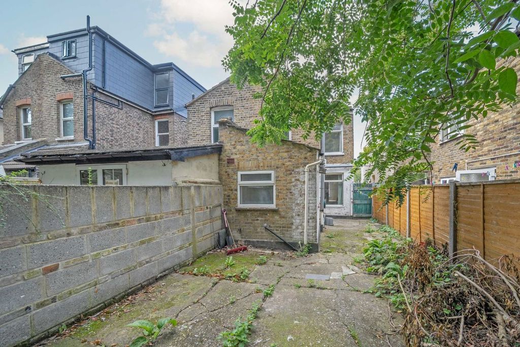 Property photo 2 of 2