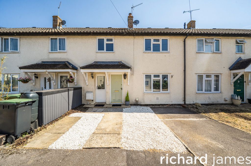 Property photo 1 of 12 Df8A9A10659A4d1686A31Ad9A3d956c3