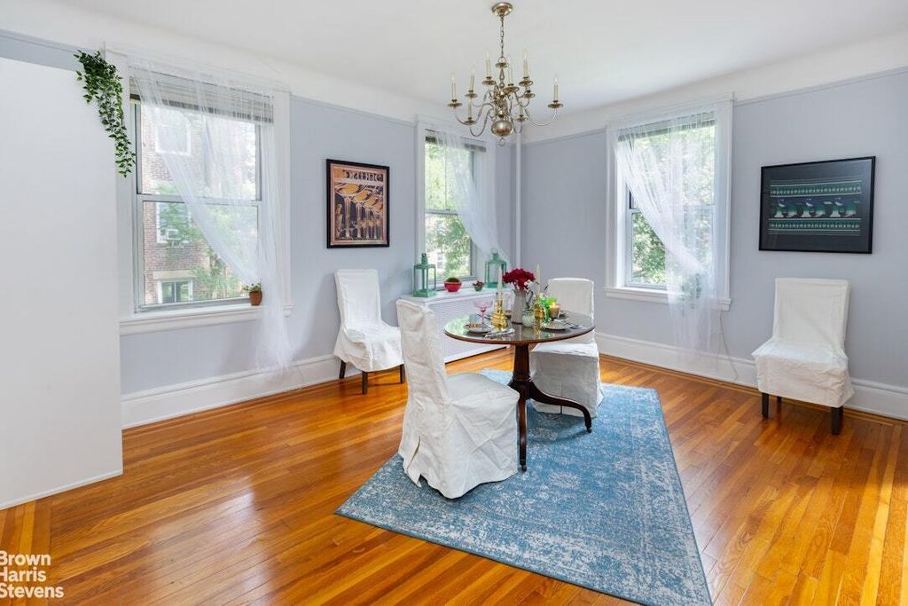Property photo 3 of 12 <Alttext/>