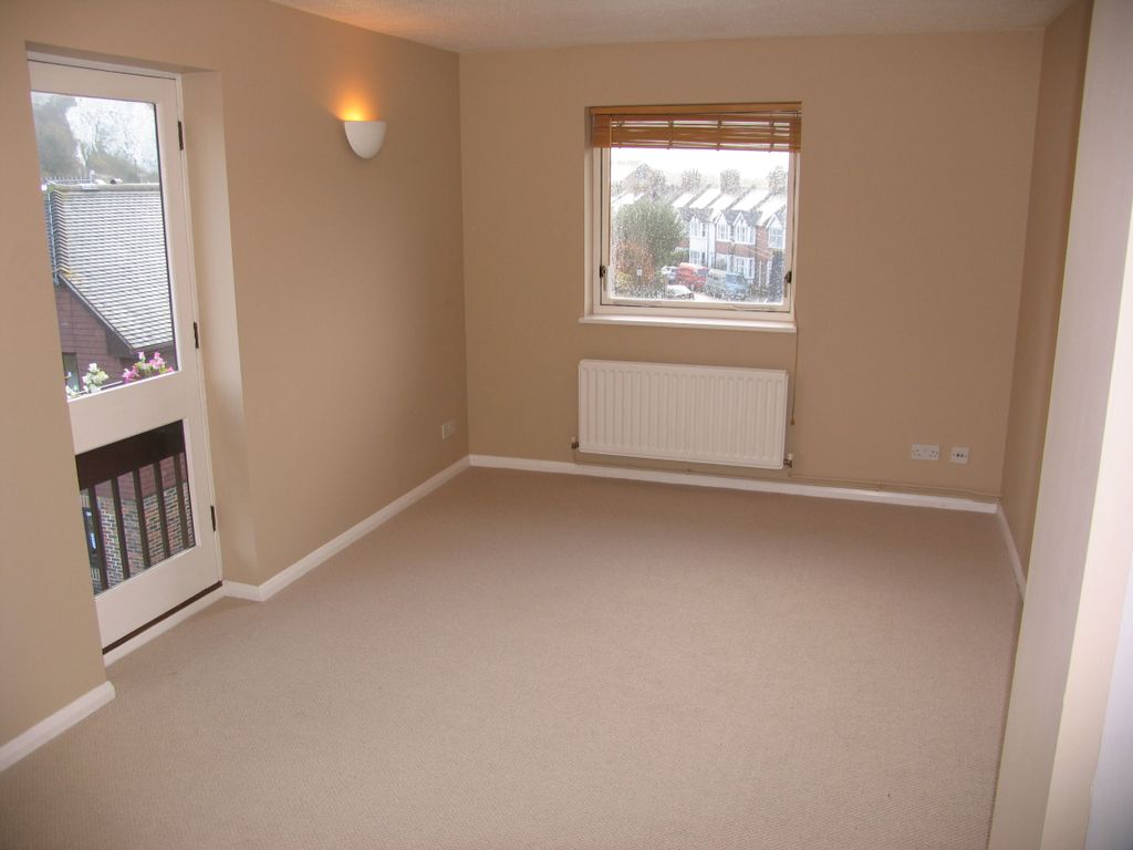 Property photo 1 of 3