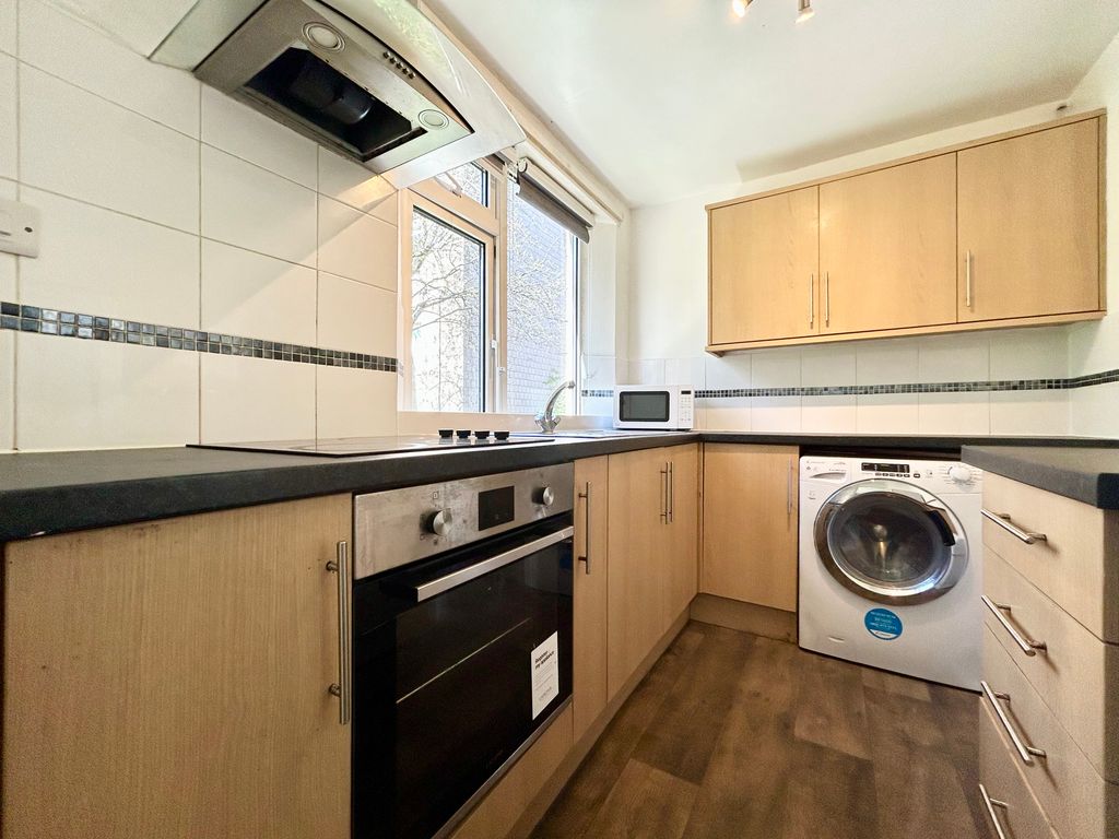 Property photo 2 of 7 View