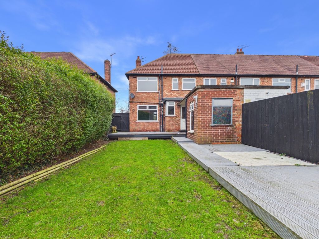 Property photo 2 of 13 4780985