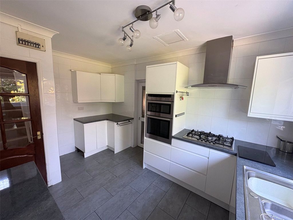 Property photo 3 of 21 Picture No. 08