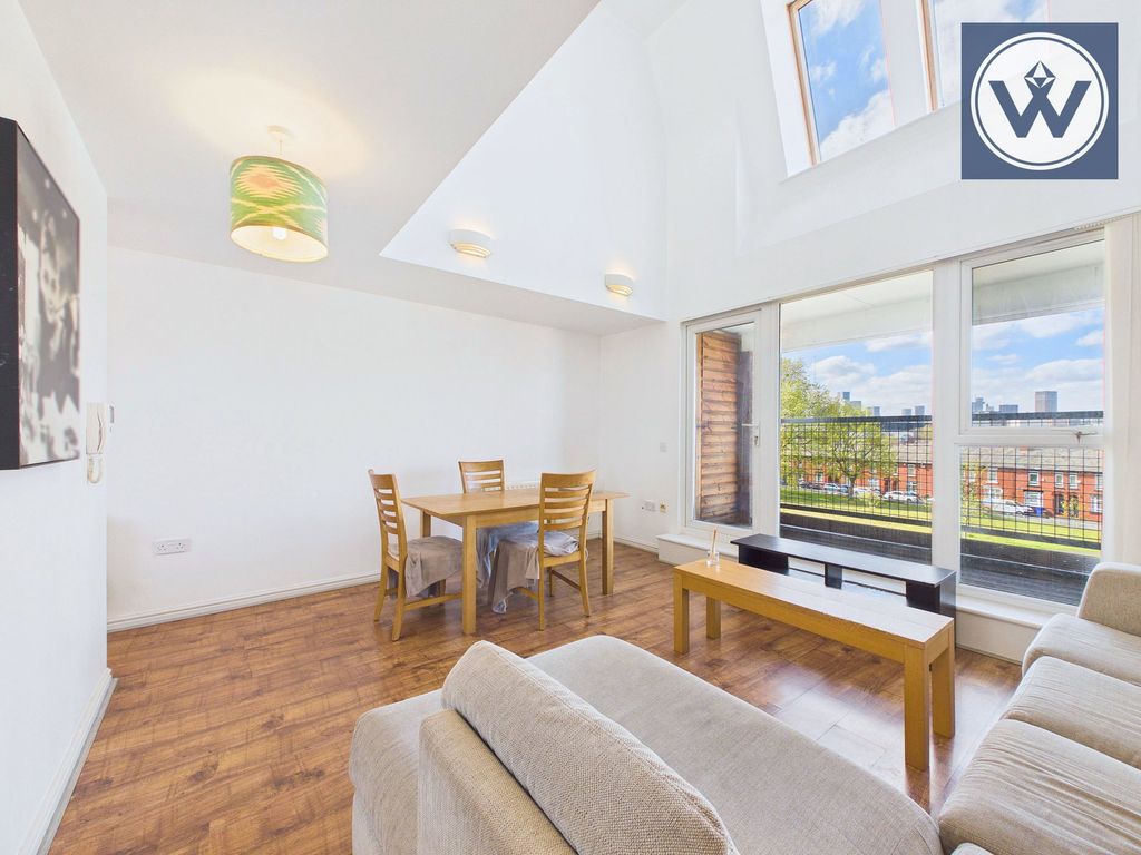 Property photo 3 of 23