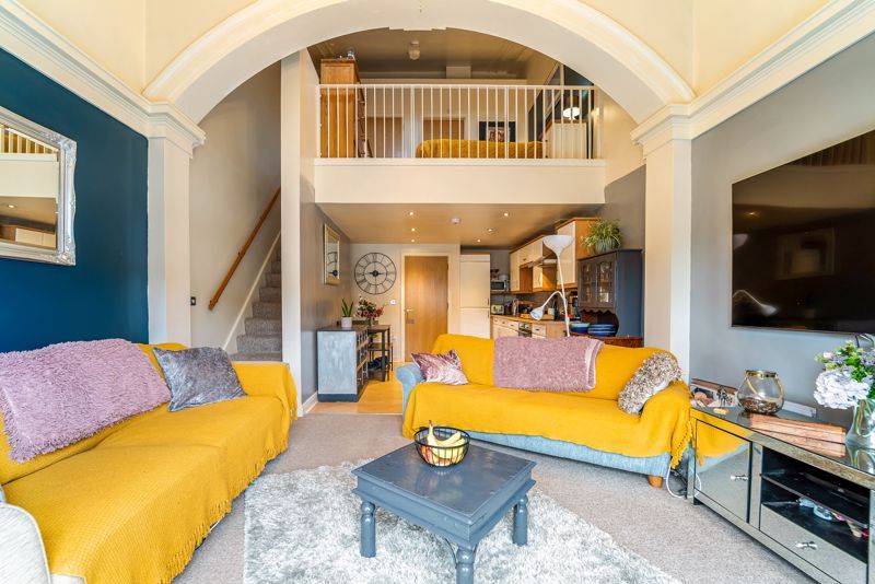 Property photo 3 of 20 Photo 5