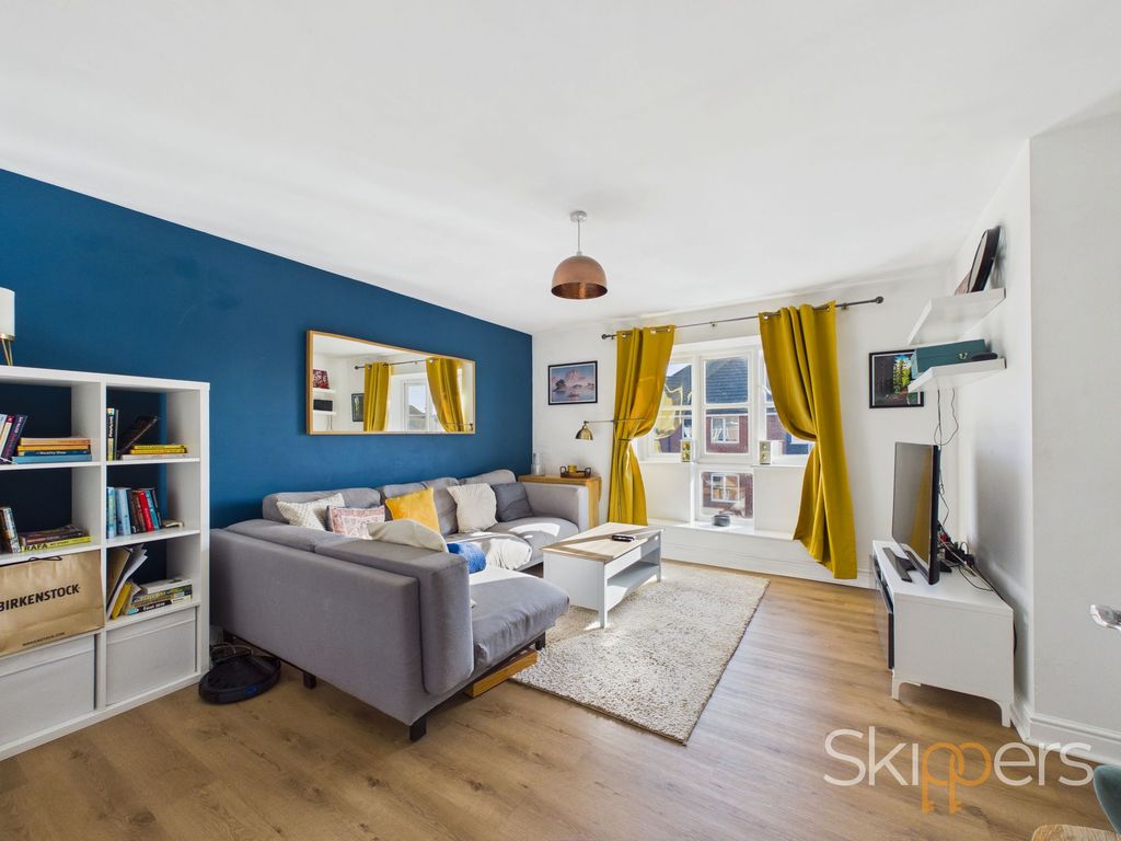 Property photo 1 of 8