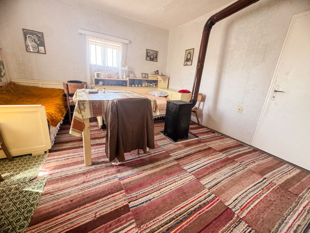 Property photo 3 of 6