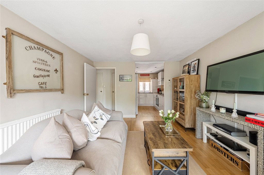 Property photo 2 of 12 Picture No. 10