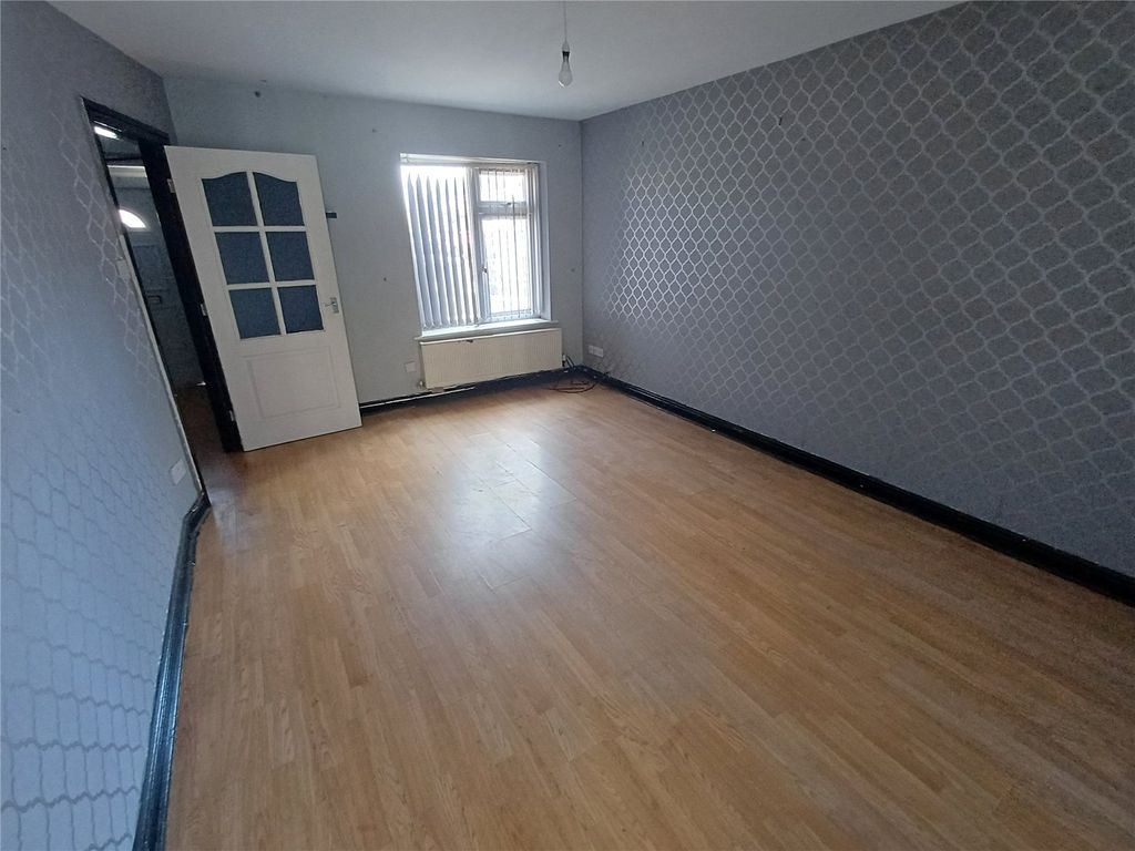 Property photo 2 of 9 Picture No. 05