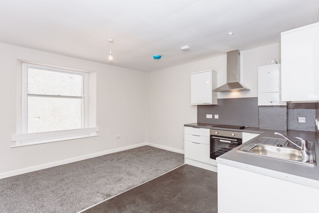 Property photo 3 of 19 Open-Plan Kitchen/Living Room