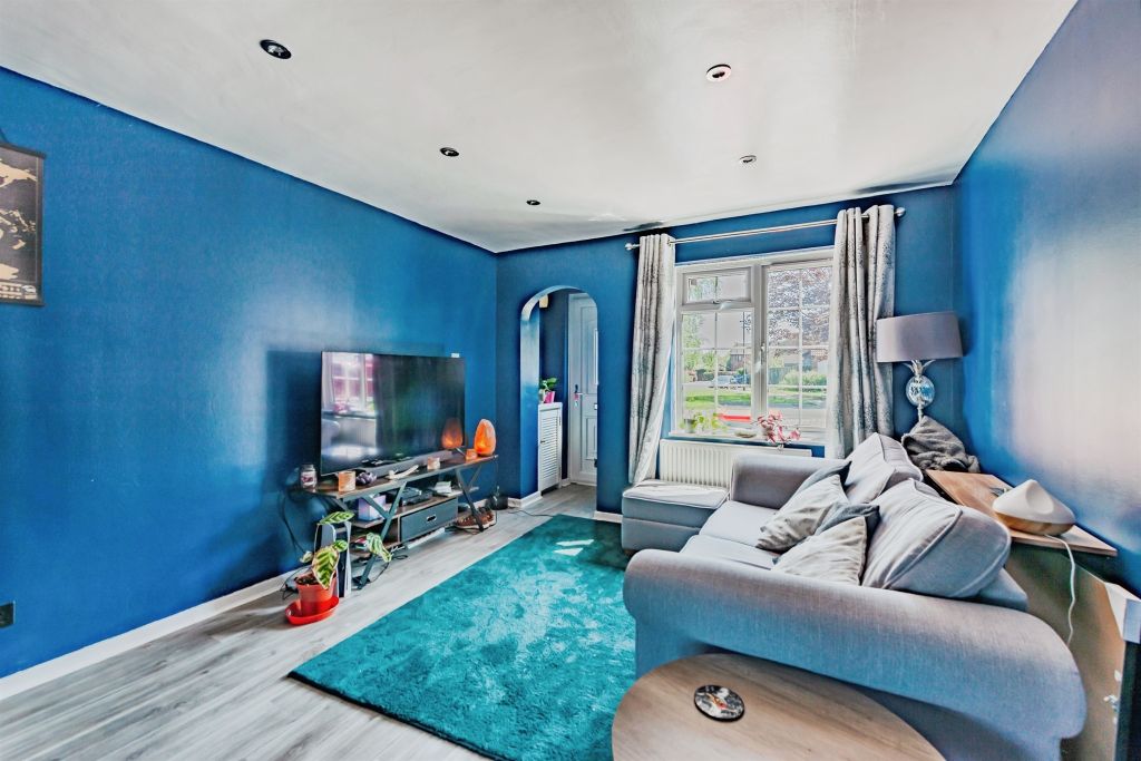 Property photo 3 of 14