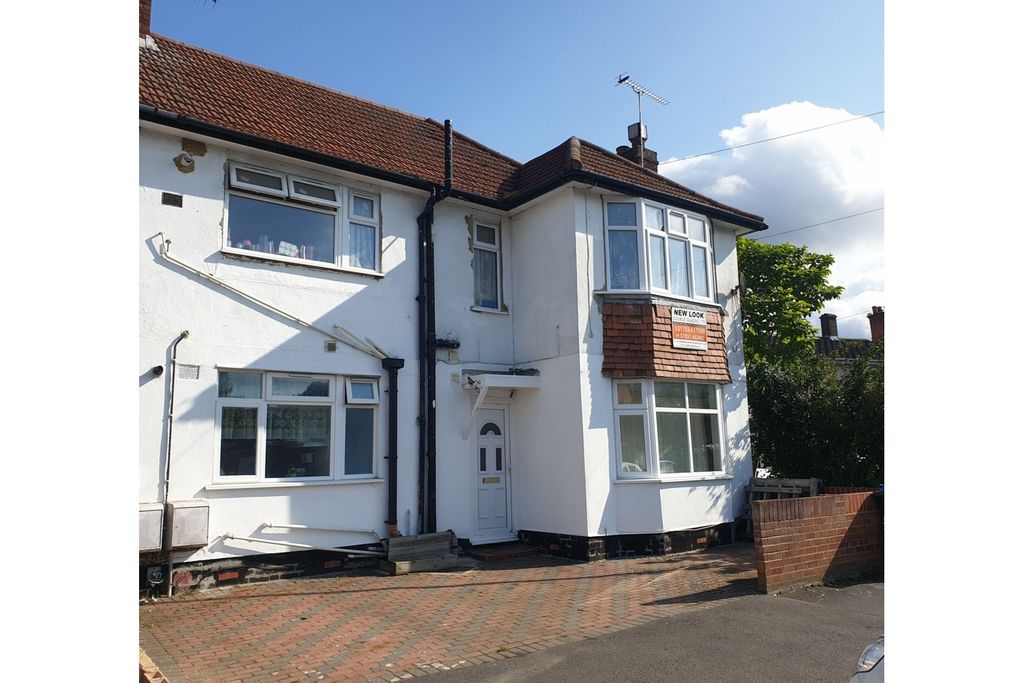 Property photo 1 of 14 Front