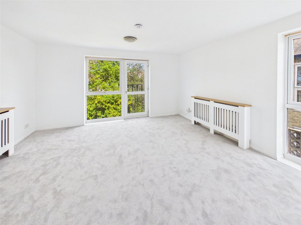 Property photo 3 of 11 Picture No. 09