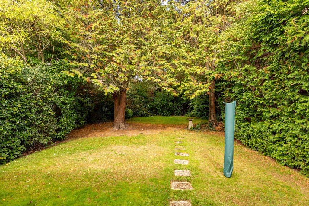 Property photo 3 of 29