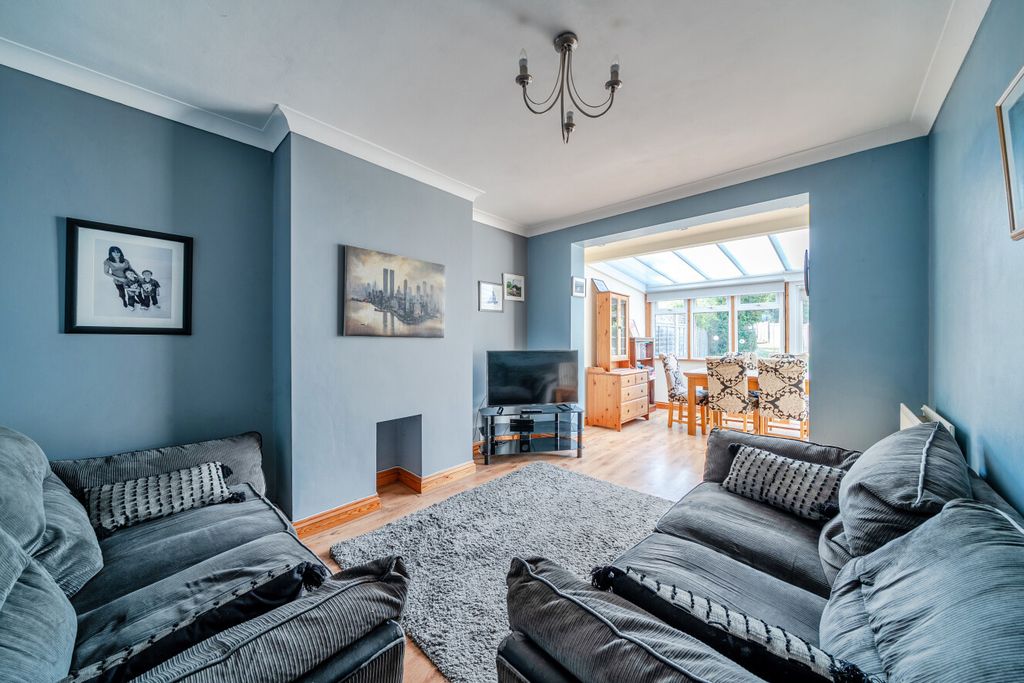 Property photo 2 of 21 1526027-14-6Abb83...