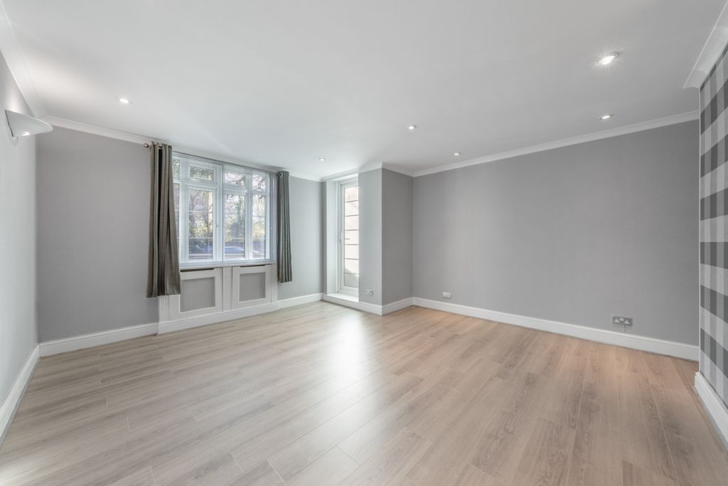 Property photo 2 of 15 Picture No. 07