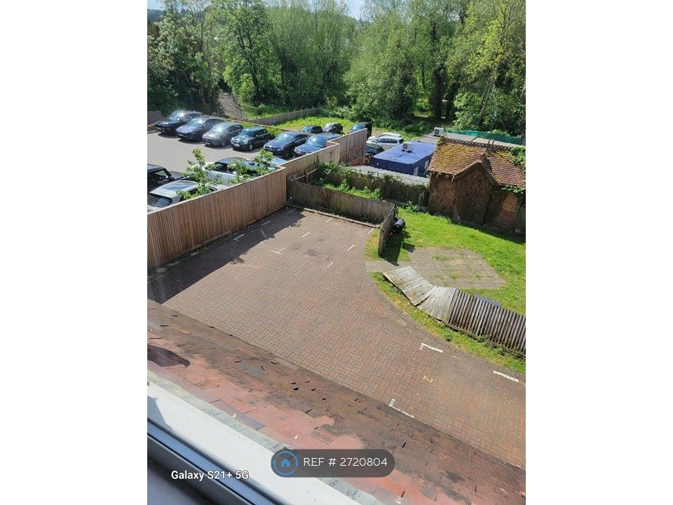 Property photo 3 of 9