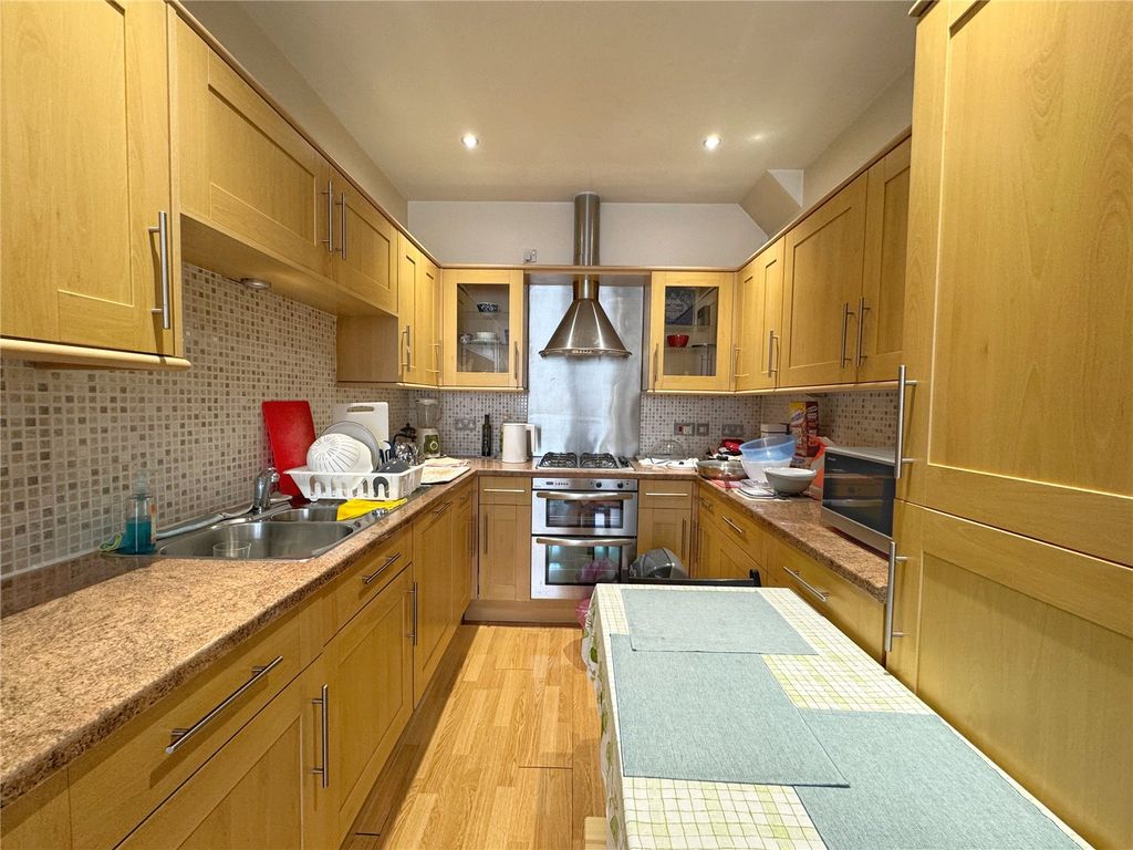 Property photo 3 of 16 Kitchen