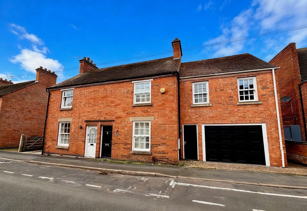 Property photo 1 of 21