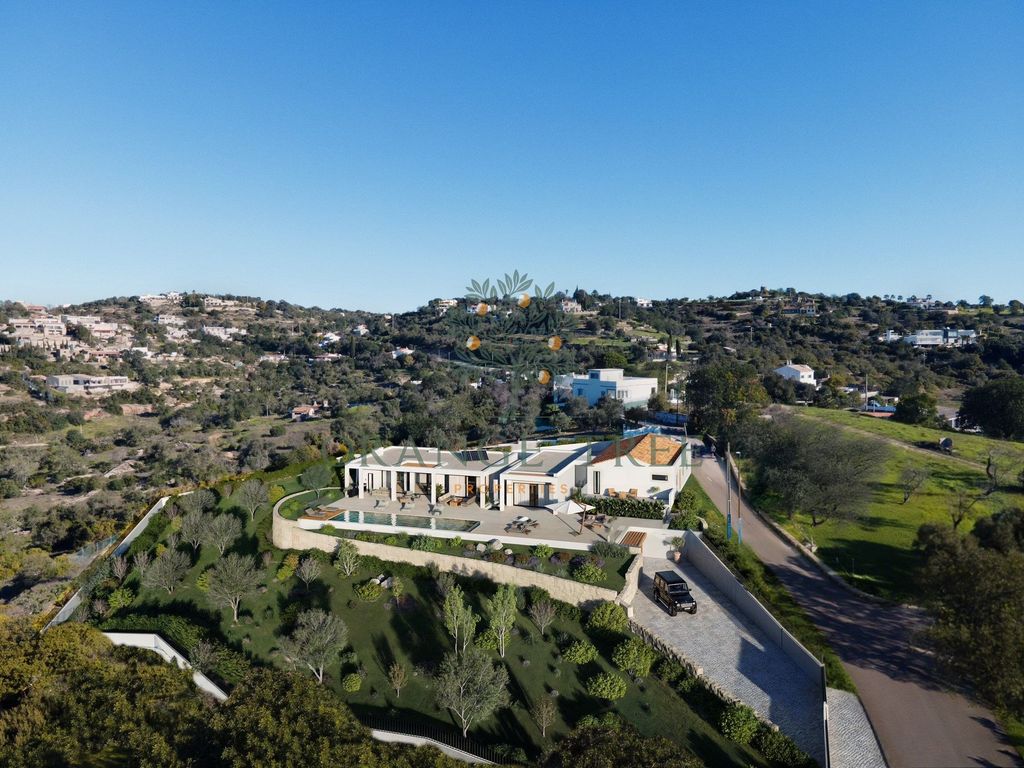 Property photo 1 of 9 Newly Built Modern Villa - Loule | 3 Bedrooms