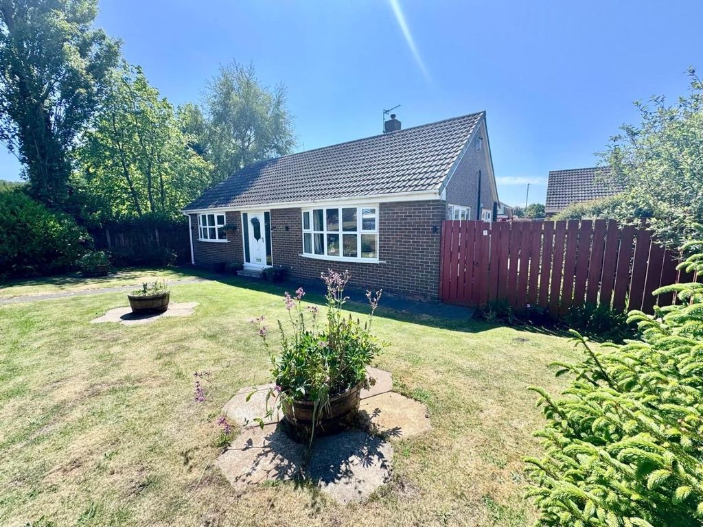 Property photo 1 of 16 External