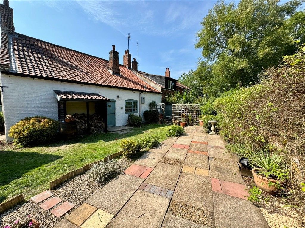 Property photo 3 of 5