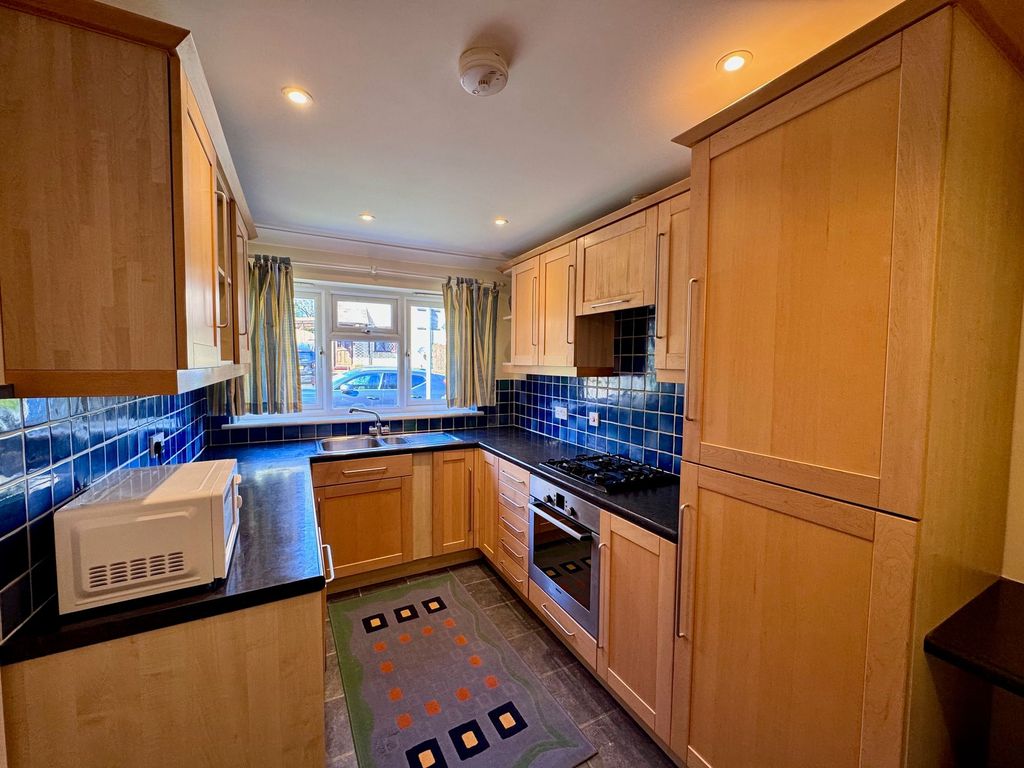 Property photo 3 of 15