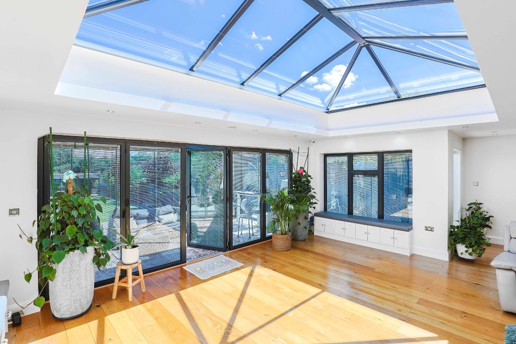 Property photo 2 of 20