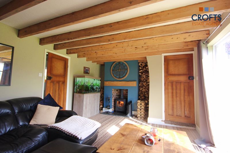 Property photo 2 of 25 Lounge