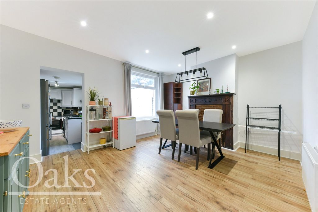 Property photo 3 of 12 Picture No. 09