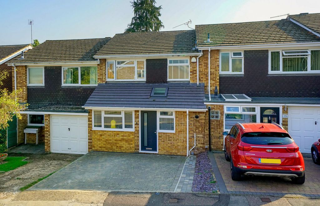 Property photo 1 of 25