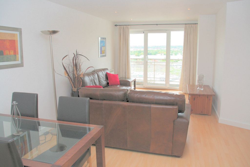 Property photo 2 of 7