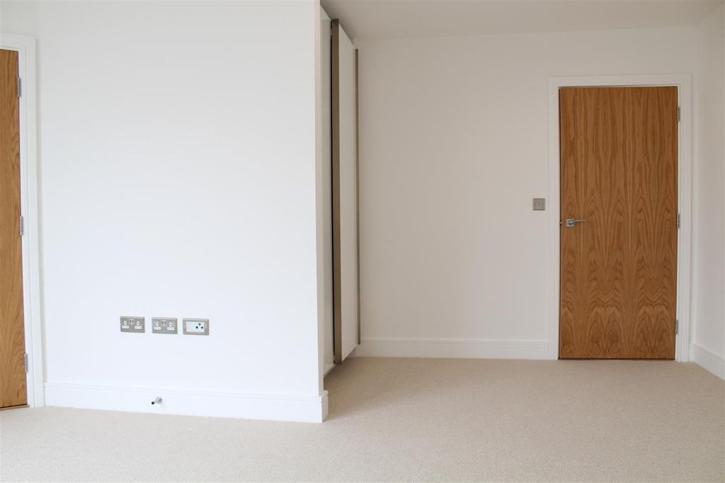 Property photo 3 of 11 Img_3993.Jpg