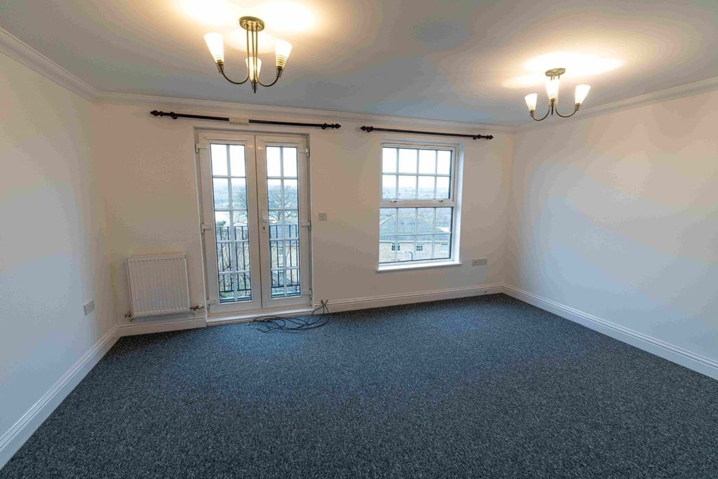 Property photo 3 of 3